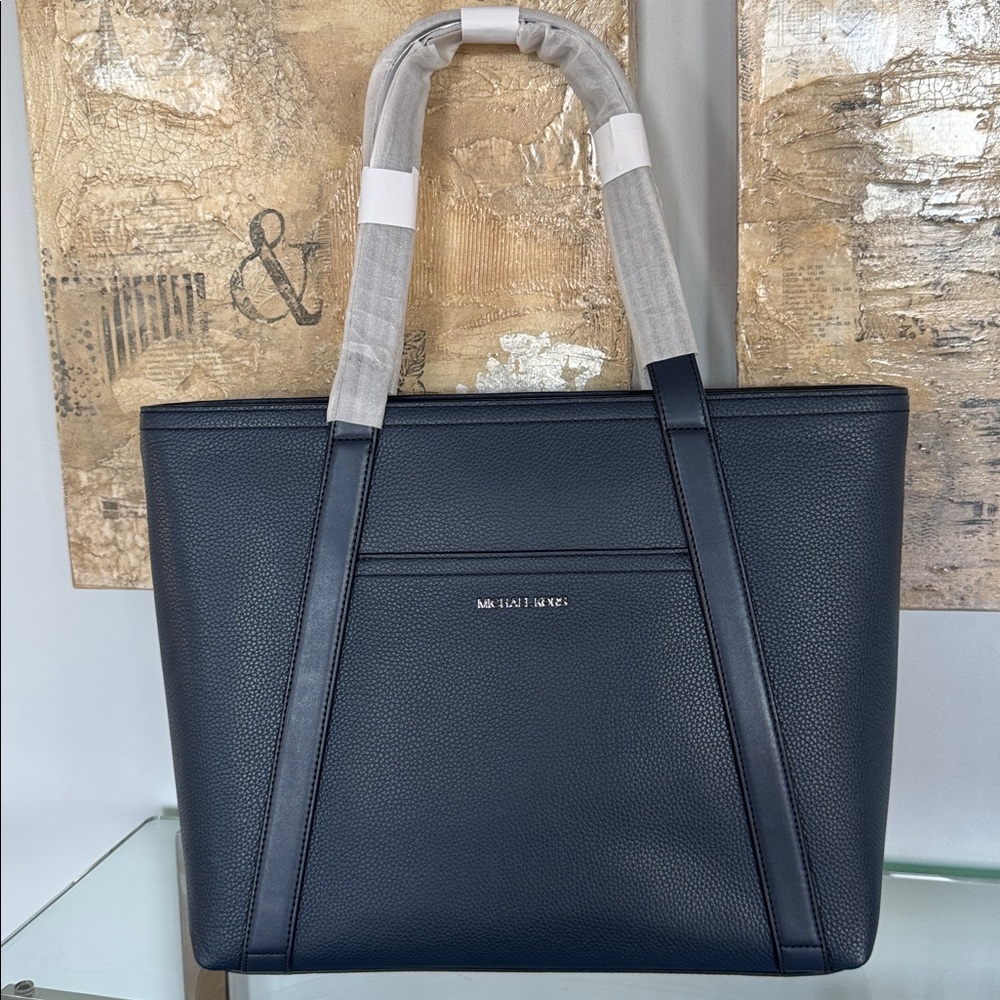 Michael Kors Cooper Large Unisex Leather Tote
